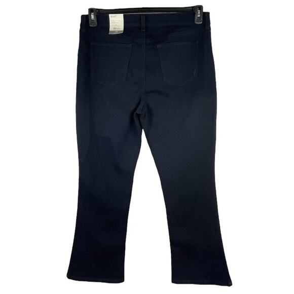 Style & Co SZ 16S SHORT Boot Bootcut Jeans Mid-Rise Dark Wash Stretch Pockets - Picture 3 of 7